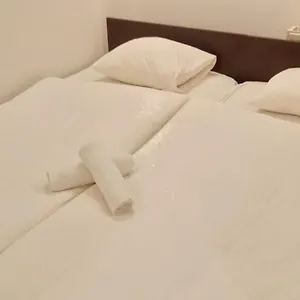 https://happyrooms-piata-romana.bucharesthotelsnow.com